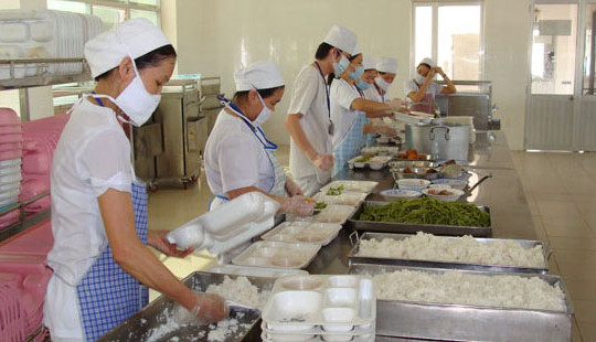 Ra mắt tài liệu hướng dẫn xây dựng chế độ ăn bệnh viện