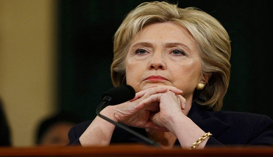 Bộ Tư Pháp Mỹ sẽ tiếp tục điều tra vụ bê bối thư điện tử bà Hillary Clinton