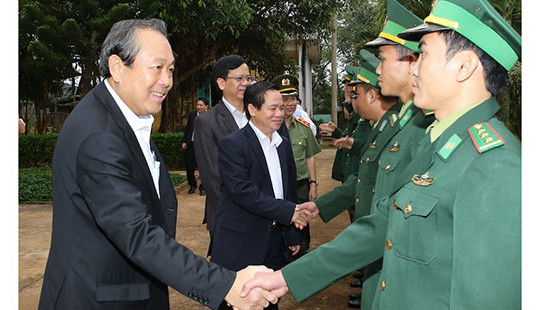 Phó Thủ tướng: Giữ vững quốc phòng an ninh nơi địa bàn biên giới