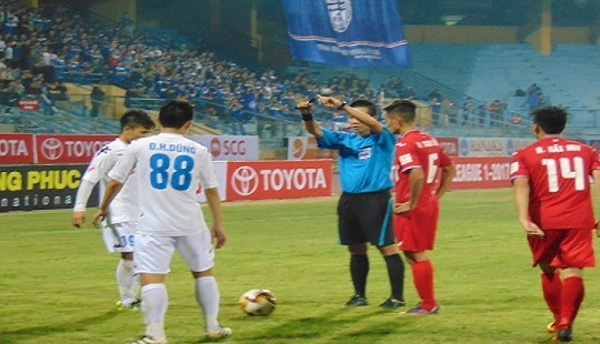 Vòng 2 V-League: Những điểm nhấn thú vị