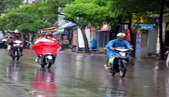 Thủ đô Hà Nội có mưa nhỏ, trời rét đậm