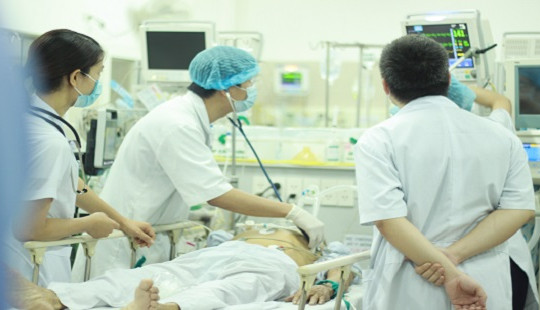 Ghi ở Khoa Cấp cứu - Kỳ 1: 0h ở nơi giành giật sự sống