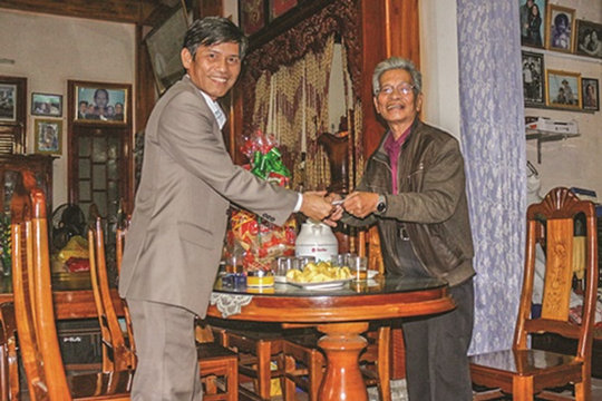 Hai mươi năm ấy biết bao nhiêu tình