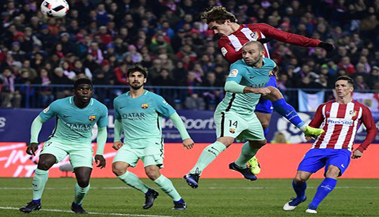 Barcelona đánh bại Atletico trong cuộc đại chiến