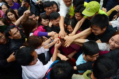 Đi chùa để làm gì?