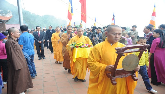 Quảng Ninh: Khai hội Xuân Ngọa Vân 2017