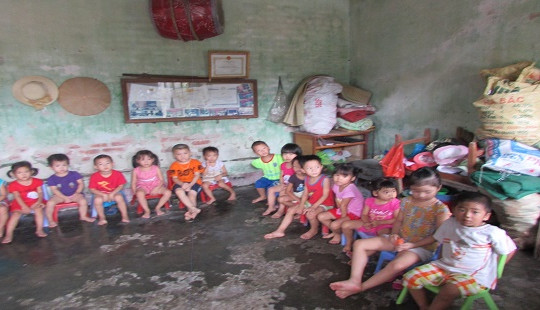Thấy gì từ vụ giáo viên mầm non dùng dép đánh trẻ?