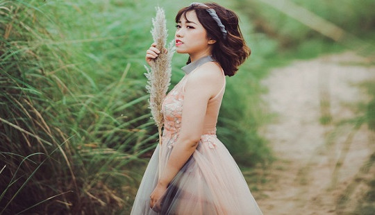Khánh Linh tung single mới nhân ngày lễ tình nhân