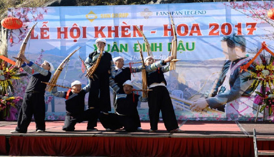 Ngắm sắc màu Tây Bắc, vui lễ hội khèn, hoa Fansipan Legend