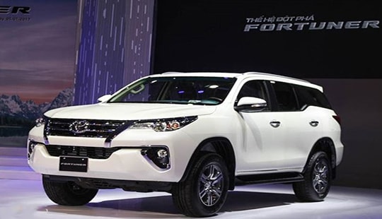 Toyota Fortuner 2017 đạt doanh số "khủng" sau khi ra mắt