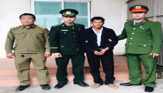 Nghệ An: Bắt đối tượng trốn nã gần 20 năm ở Lào