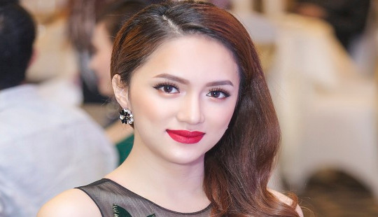 Hương Giang Idol bỗng hóa thành nàng công chúa dịu dàng