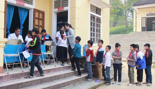 Bộ Y tế yêu cầu làm rõ vụ 20 học sinh Nghệ An nghi viêm cầu thận cấp