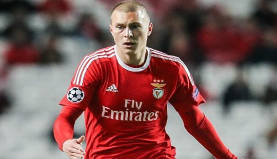 Jose Mourinho muốn chiêu mộ trung vệ Victor Lindelof