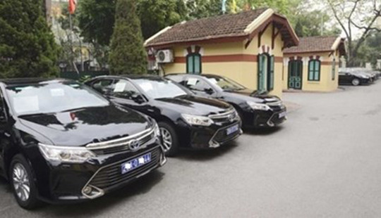 Hà Nội: Ban hành quyết định thí điểm khoán kinh phí sử dụng xe công