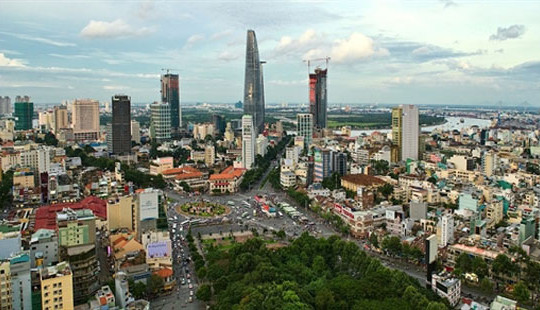 Nhà đầu tư nước ngoài tiếp tục rót vốn vào bất động sản
