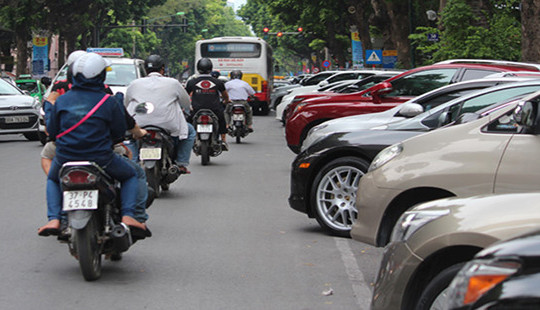 TP. Hà Nội thí điểm trông giữ xe thu phí theo giờ