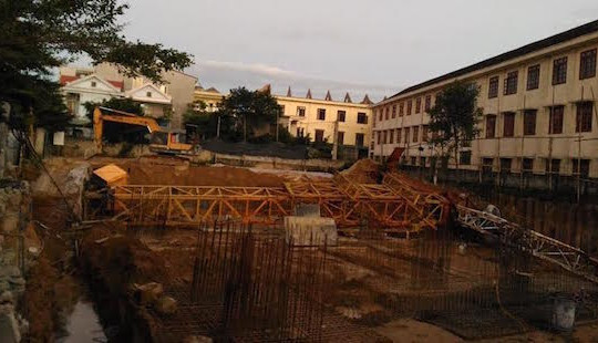 Khởi tố 4 bị can liên quan trong vụ cần cẩu đè chết học sinh