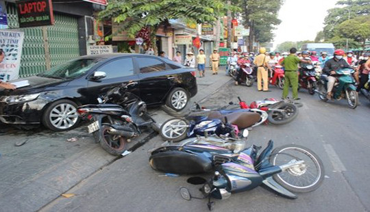 Ba tháng cả nước có hơn 2000 người chết vì tai nạn giao thông