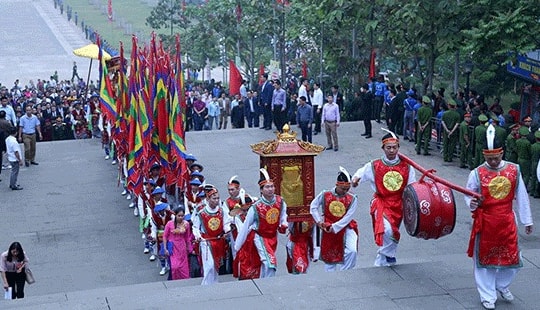 Giỗ Tổ Hùng Vương: Lễ dâng hương tưởng niệm các Vua Hùng