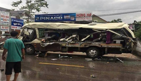 Khởi tố hai tài xế xe tải trong 2 vụ tai nạn khiến 6 người tử vong