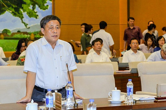 Thông qua Nghị quyết về việc cử Ủy viên Hội đồng tuyển chọn, giám sát Thẩm phán quốc gia