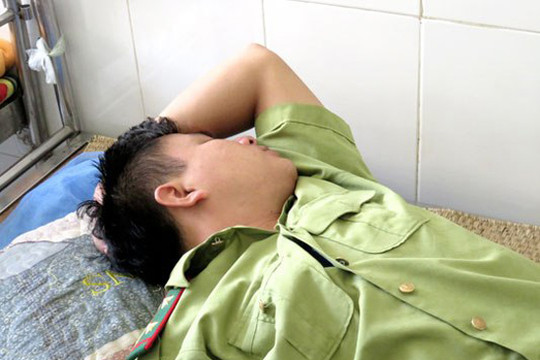 Truy bắt nhóm săn trộm đâm trọng thương cán bộ kiểm lâm