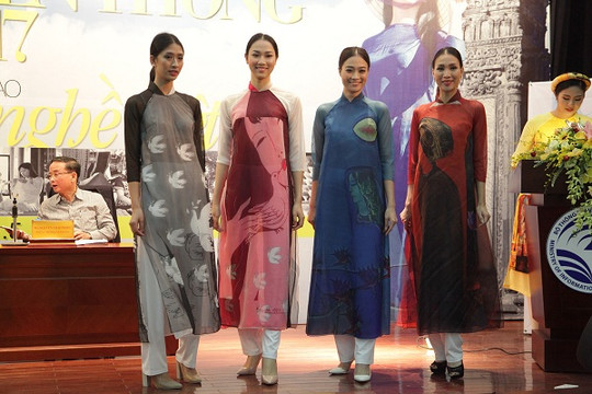 Festival nghề truyền thống Huế- ngày hội văn hóa đặc sắc