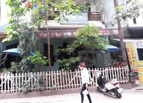 Khu phố vỉa hè bị “nuốt” trọn tại phường Yên Hòa
