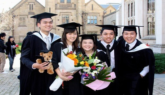 Phụ huynh nên cân nhắc thật kỹ khi cho con du học bằng hình thức vừa học vừa làm