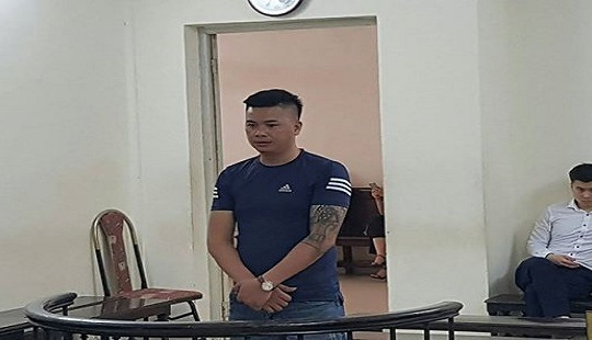 Vận chuyển gần 60kg ngà voi xuyên lục địa, nhân viên photocopy lĩnh án