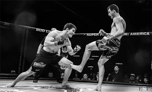 MMA là gì và mức độ thực chiến thế nào so với võ thuật Trung Quốc?