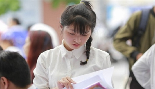 Trường điểm Hà Nội xét tuyển trực tuyến để tránh quá tải