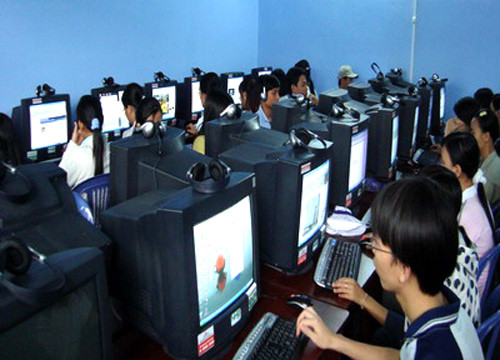 Trẻ nông thôn quay cuồng trong “thế giới ảo”