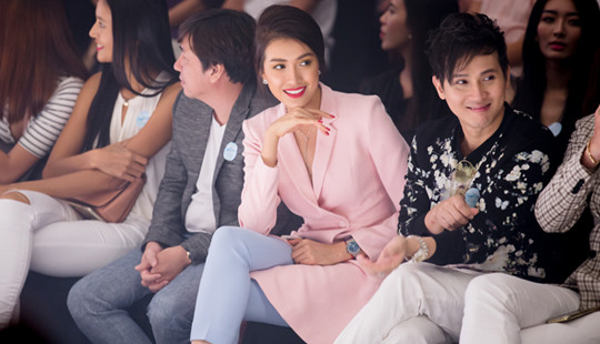 Lệ Hằng cùng sao Việt ủng hộ trẻ em có hoàn cảnh thiếu may mắn