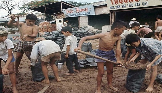 Những công việc được phép thuê trẻ em là gì?