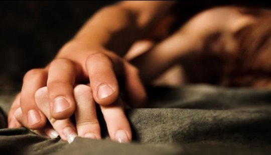 Lĩnh án tù vì chém đứt tai người sàm sỡ vợ
