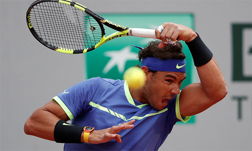 Nadal nhẹ bước vào bán kết khi đối thủ gặp chấn thương