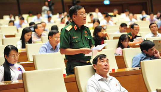 Không để xả lũ gây thiệt hại cho dân mà vẫn là "đúng quy trình"