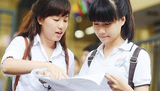 Đề thi môn Toán kỳ thi vào 10 ở Hà Nội