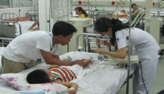 36.000 ca mắc, 10 người tử vong do sốt xuất huyết