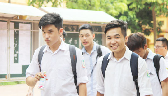 Thí sinh kết thúc bài thi khoa học tự nhiên với nhiều hy vọng