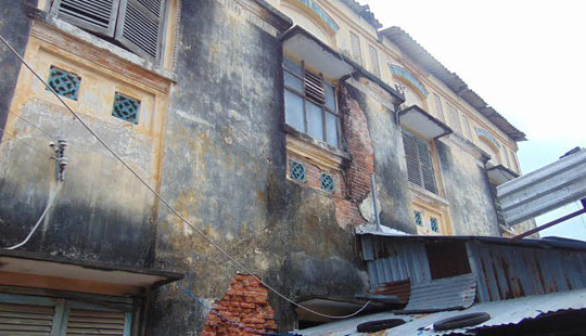 Bạc Liêu: Di dời các hộ dân trước nguy cơ sụp đổ nhà cổ