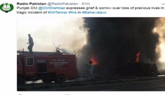 Lật xe chở dầu ở Pakistan, hơn 120 người chết cháy