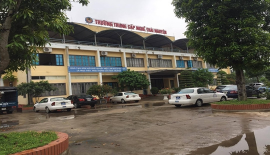 Trường Trung cấp nghề Thái Nguyên công khai đào tạo "chui"?