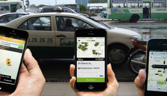 Hà Nội: Sẽ bổ sung biển cấm taxi công nghệ trên một số tuyến đường