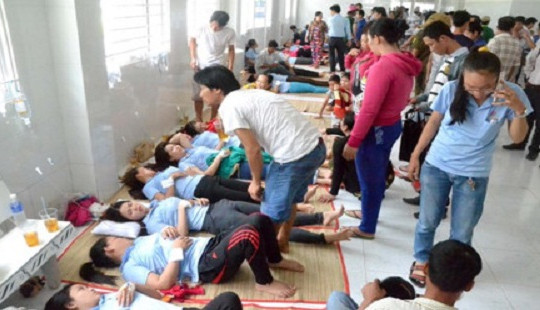 An Giang: Hàng trăm công nhân ngộ độc thực phẩm tái nhập viện