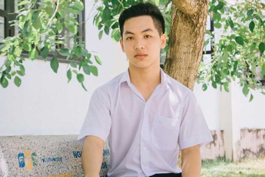 Nam sinh đạt điểm 10 văn muốn thành nhà báo có tâm, có tầm