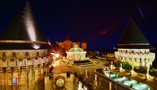 Sun World Ba Na Hills tiếp tục được vinh danh “Khu du lịch hàng đầu Việt Nam”