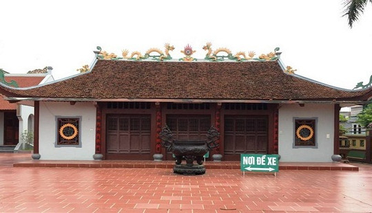 Dân bỏ 3 triệu đồng chuộc lại lư hương 120 năm tuổi bị lấy cắp